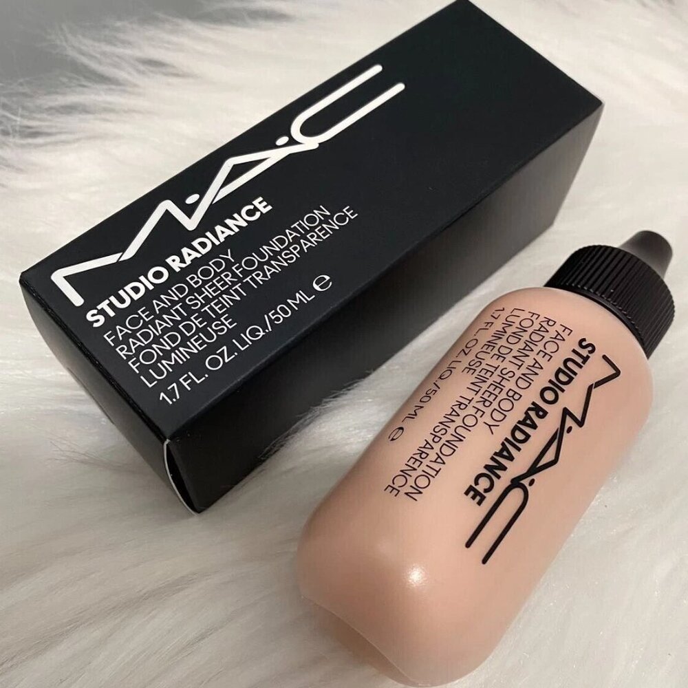New MAC Studio Radiance Face And Body Radiant Sheer Foundation ~W2~ Full Size